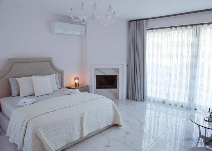 Aroma Elias アパート *