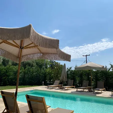 Aroma Elias Apartmán *