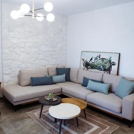 Aroma Elias Chrysi Ammoudia